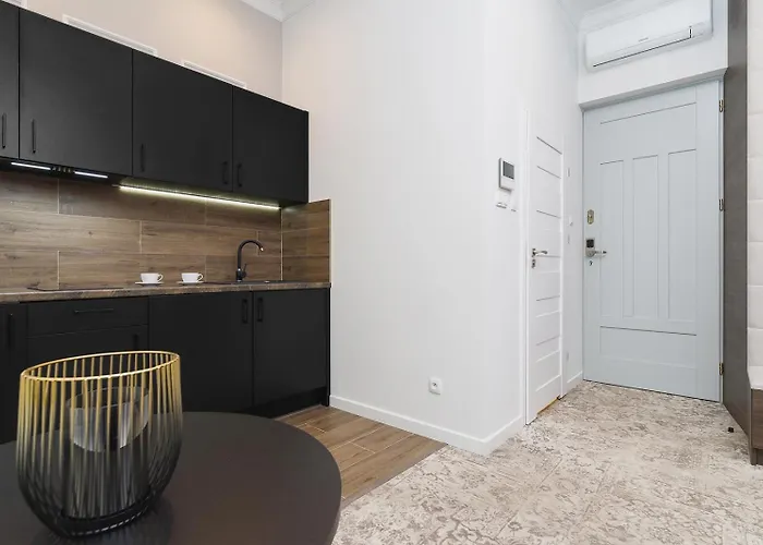 Apartment With Balcony - Rakowicka 6 Street