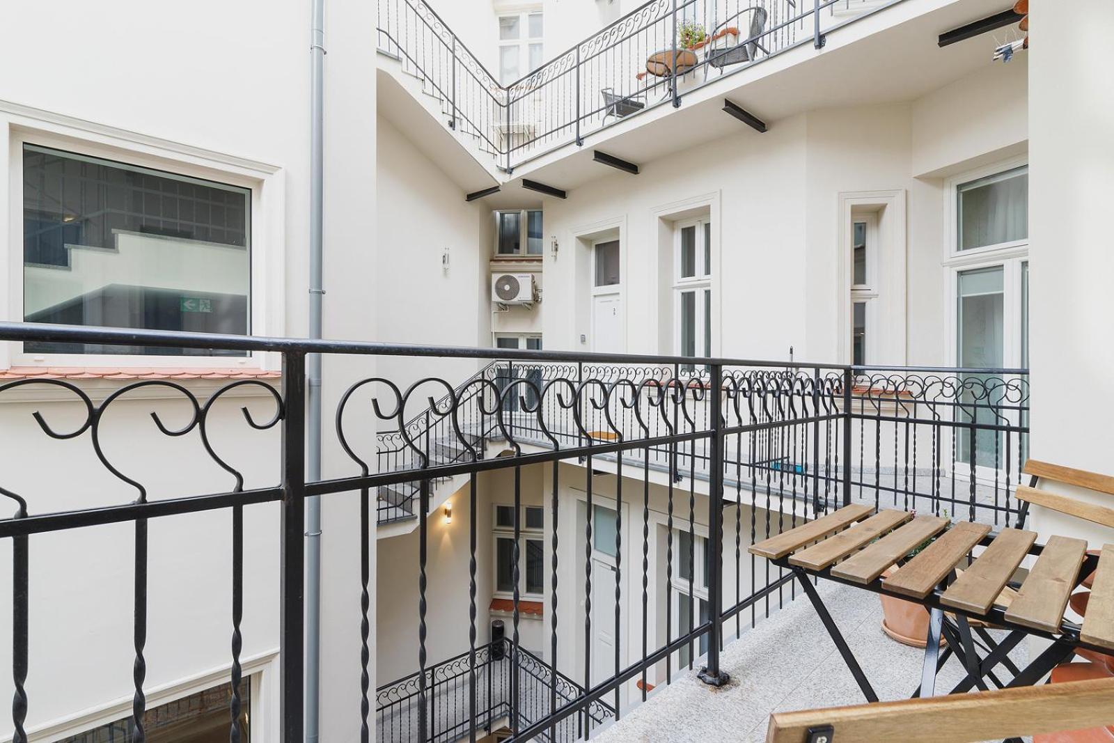 With Balcony - Rakowicka 6 Street